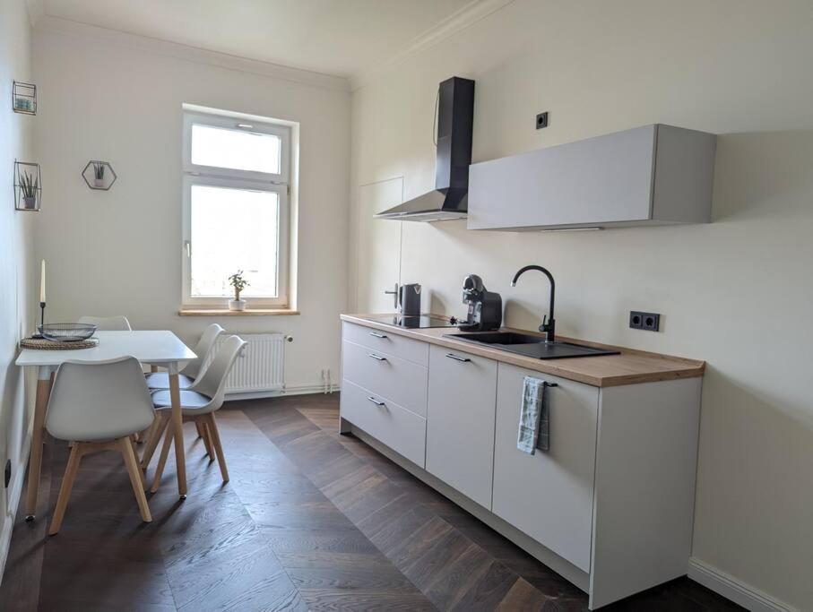 Vilipa-Apartments No.5 I Baumwollspinnerei I Kunstkraftwerk - 75M² I Balkon I Smart-Tv I Bad Mit Fussbodenheizung Leipzig Dış mekan fotoğraf